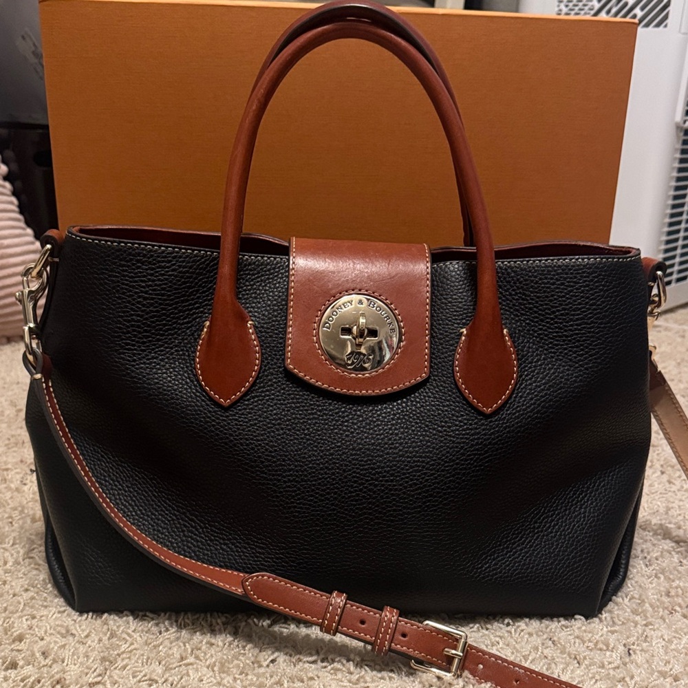 Dooney & Bourke Black and Tan Leather Satchel. Pebble Turnlock Handle Tote 30